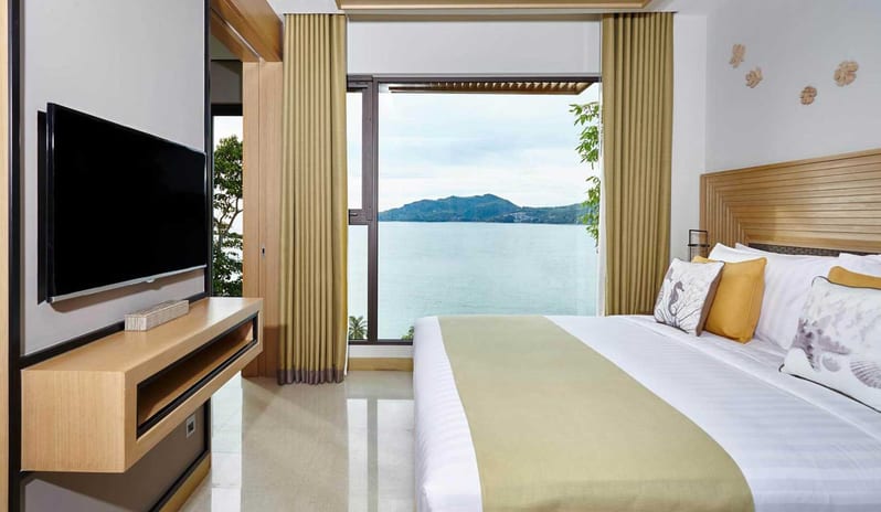 Amari Phuket - One Bedroom Suite Ocean View King Bed